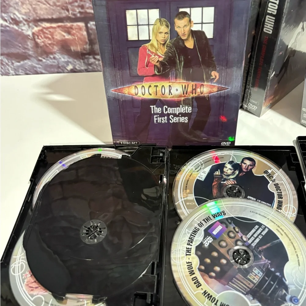 Doctor Who: The Complete Series Seasons 1-13 ( DVD 64-Disc Set ) BBC - Picture 7 of 9